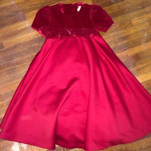 Helena red dress!